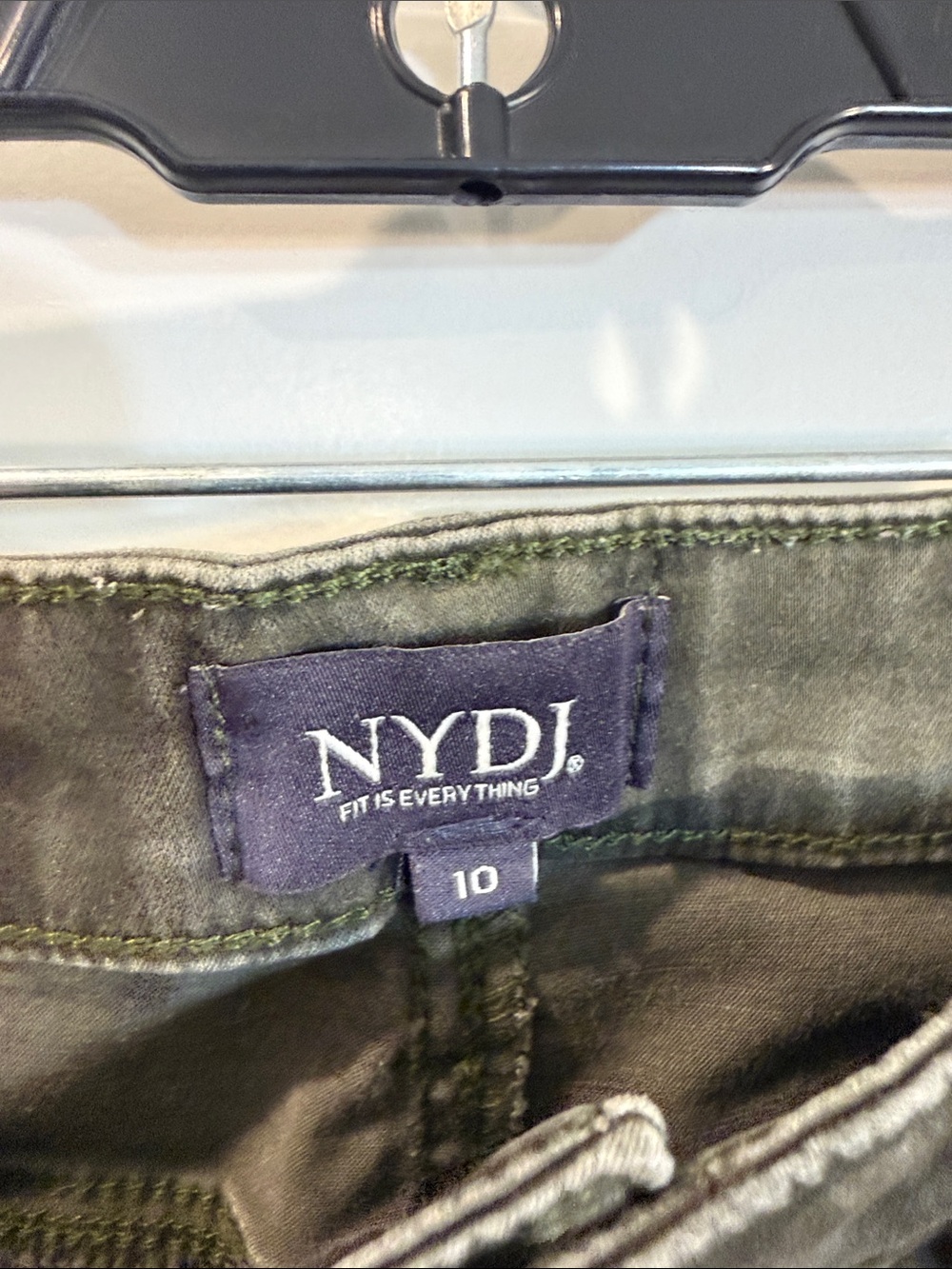 NYDJ Ami Skinny Camo Jeans Womens Lift Tuck Stretch Green Pants 10 - Picture 3 of 5